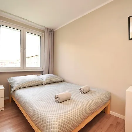 Lägenhet Mmrent Beige - Minuta Od Skm I Dziesiec Minut Do Centrum Gdańsk